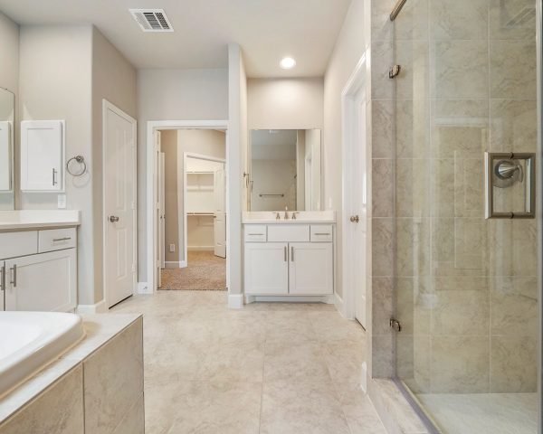 Homes in Houston Heights