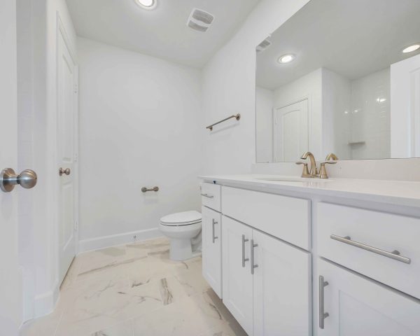 Amsterdam Primary Bath - 3 Story House Plans In Houston TX