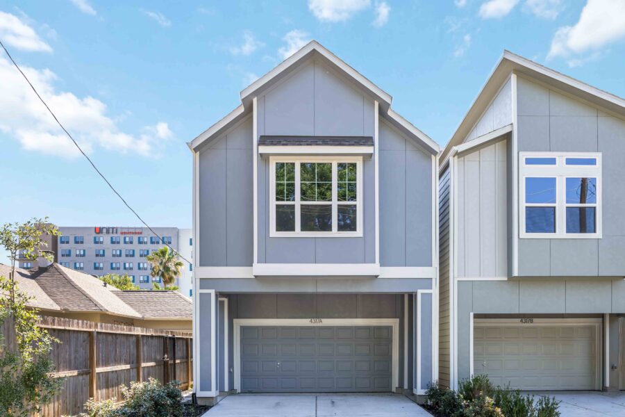 Front elevation - 4317 A Roseland